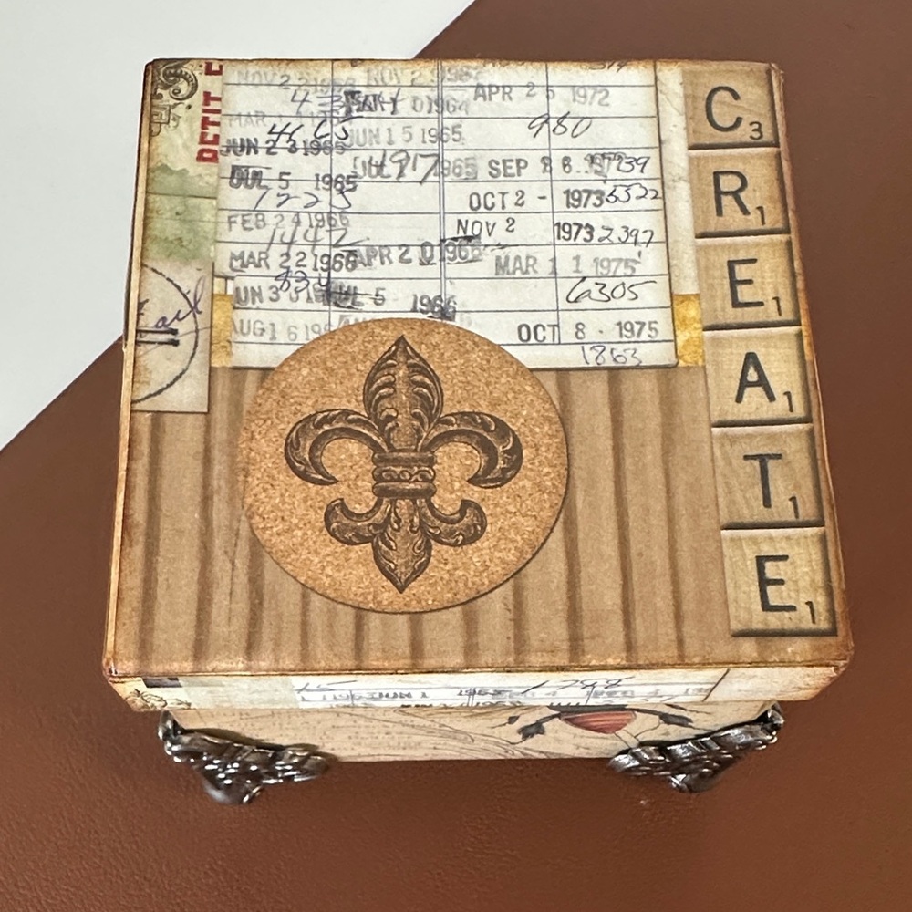 Decorative Box with Fleur-de-Lis and Create Design